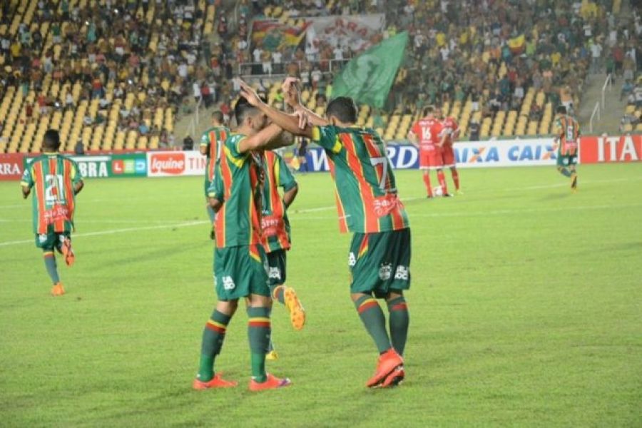 Sampaio avança na Copa do Brasil e Moto é eliminado em casa