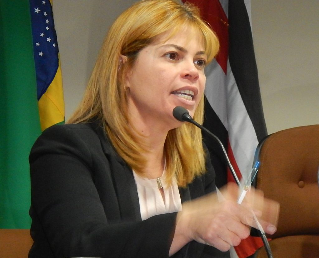 Detran adia para 15 de março obrigatoriedade do registro eletrônico de vendas de veículos a prazo