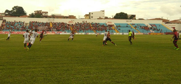 Moto se afoga no Maremoto e está fora das semifinais do primeiro turno do Maranhense