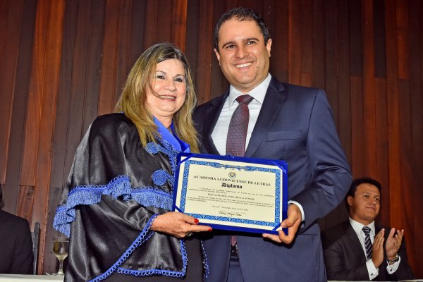 Academia Ludovicense de Letras inova e escolhe Edivaldo Holanda presidente honorário
