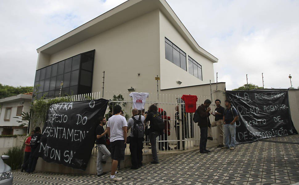 Juiz federal manda fechar Instituto criado pelo ex-presidente Lula
