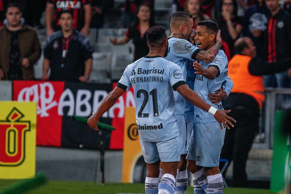 Grêmio confirma superioridade e volta a vencer Atlético do Paraná pela Copa do Brasil