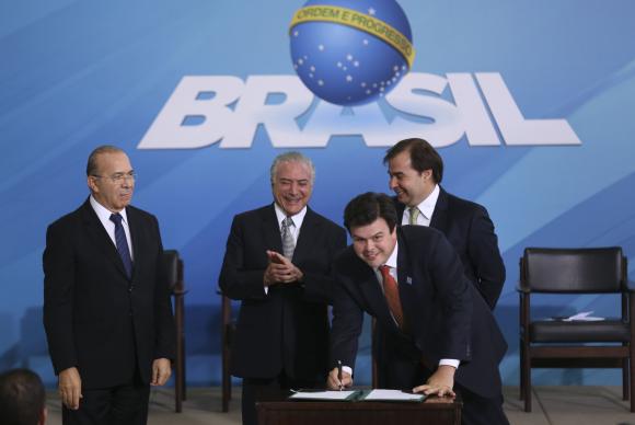 Nova regulamentação do setor mineral respeita meio ambiente, diz Temer