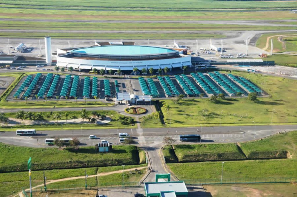 Governo faz concessão de aeroportos para a iniciativa privada