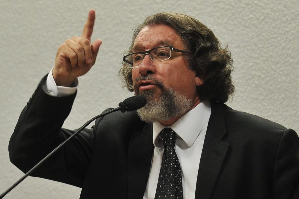Em evento da UNDB, Kakay critica fraqueza do Judiciário e superpoder do Ministério Público
