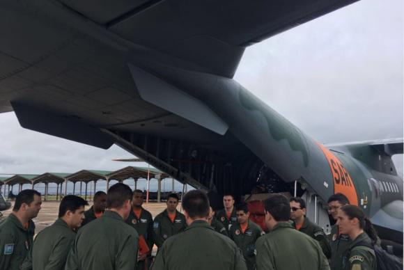 Marinha do Brasil e FAB auxiliam na busca de submarino argentino