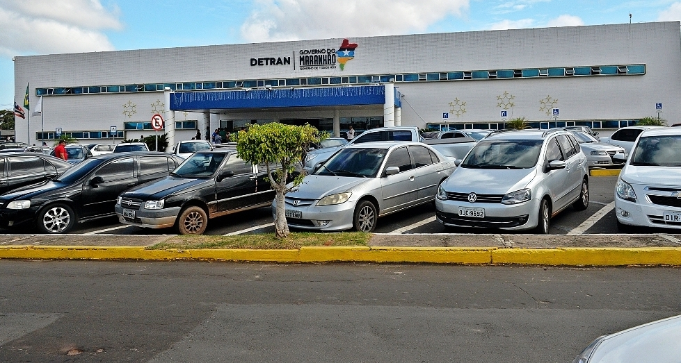 Detran abre concurso para preenchimento de 170 vagas de assistente e analista de trânsito