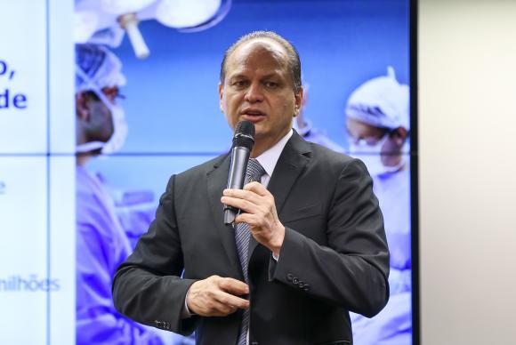 Empresa cubana não está transferindo tecnologia para fabricar remédios