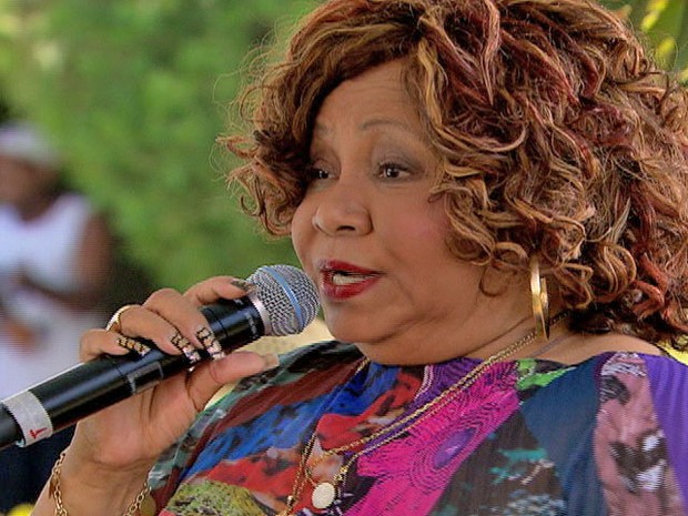 Alcione cria polêmica em Brasília pelo alto cachê para o Réveillon