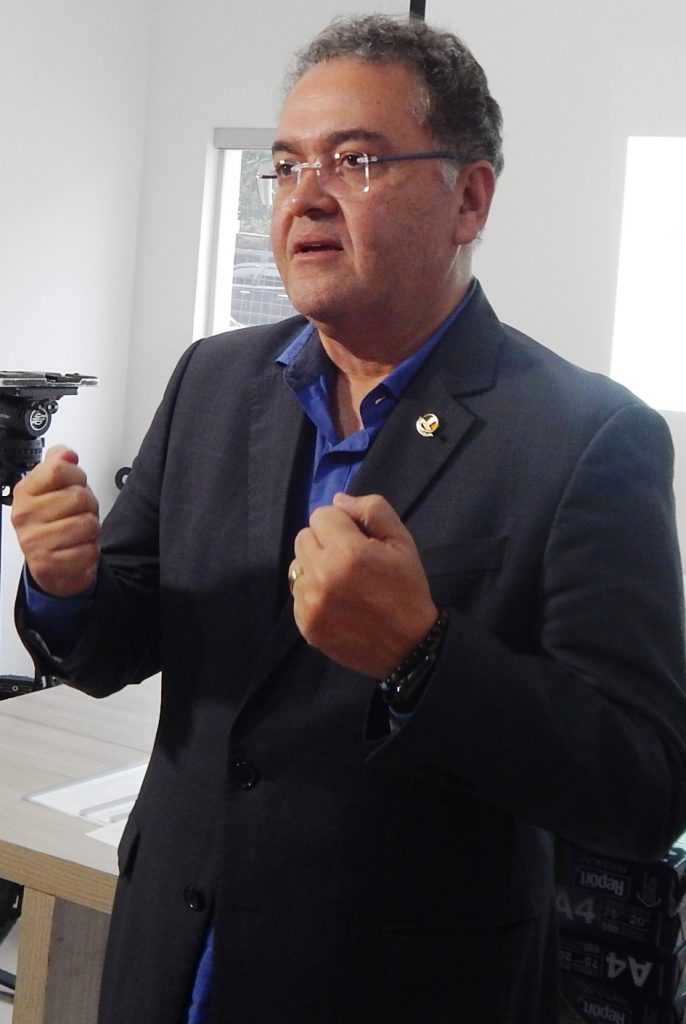 Roberto Rocha diz que “não devemos politizar pobreza do Maranhão”