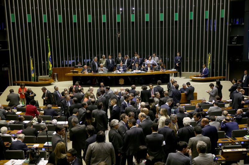 Líderes de 13 partidos manifestam apoio à Reforma da Previdência