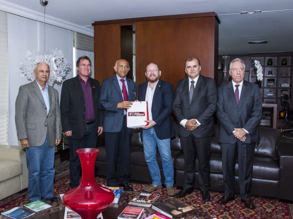 Othelino Neto recebe visita do presidente da Federação das Indústrias
