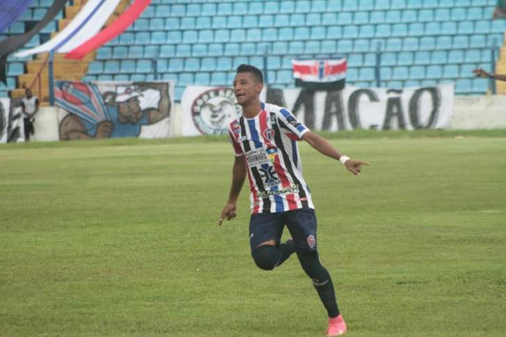 Maranhão fica num empate sem gols com Santa Quitéria e deixa escapar a liderança