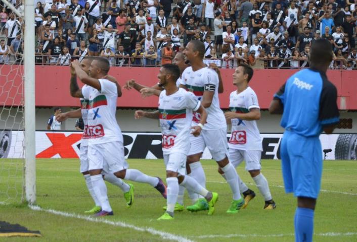 Vasco é surpreendido pela Portuguesa e Botafogo bate Cabofriense