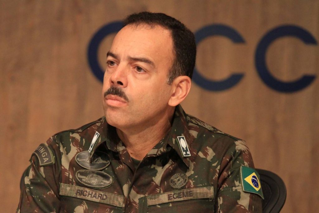 Morte de Marielle tem relação com sua atividade política, diz general