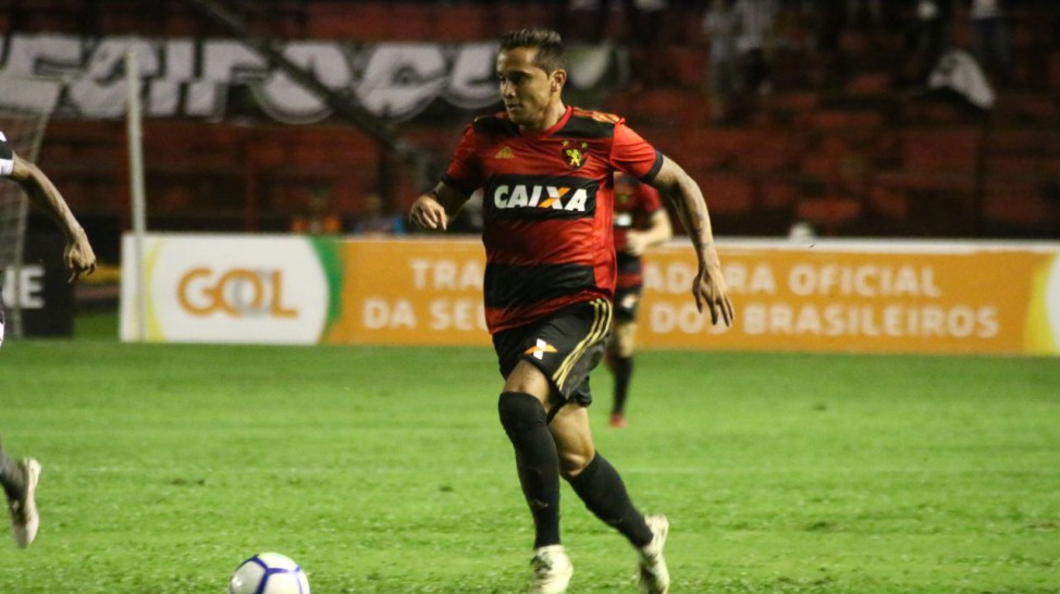 Botafogo marca no acréscimos e garante empate com o Sport na Ilha do Retiro