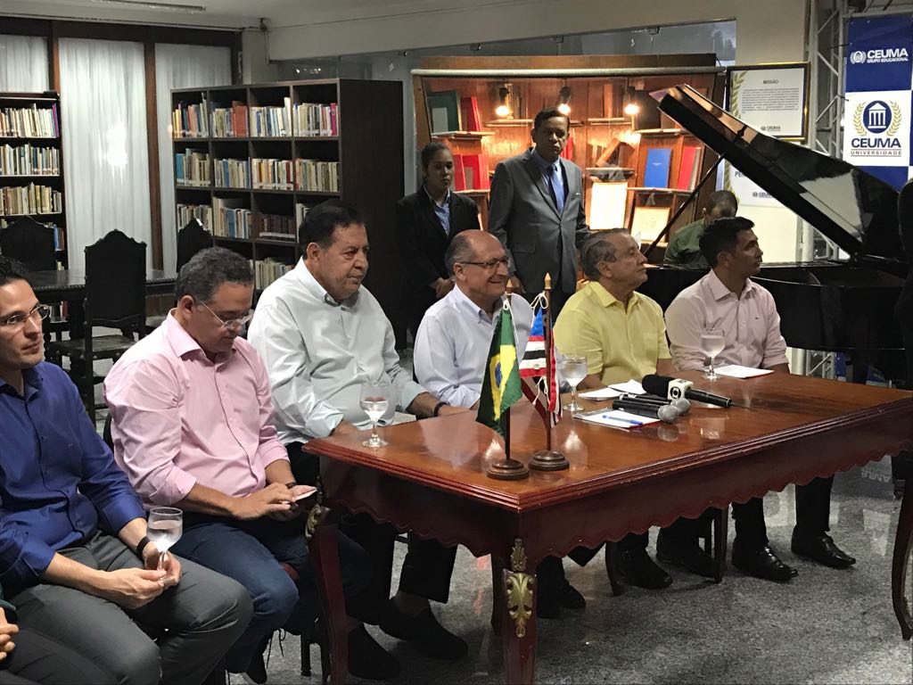 Geraldo Alckmin participa de debate com alunos do Uniceuma