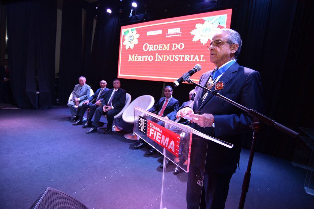 “Brasil precisa de homens como Flávio Dino”, diz presidente da CNI