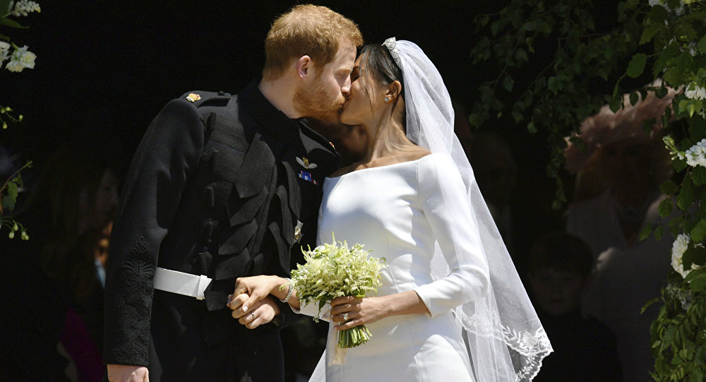 Harry e Meghan casam e ganham títulos de duque e duquesa