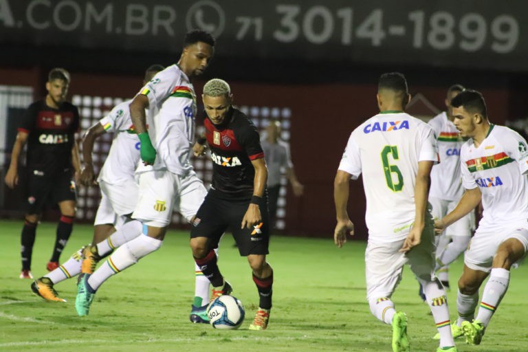 Sampaio garante vaga na semifinal da Copa do Nordeste ao empatar com o Vitória em Salvador