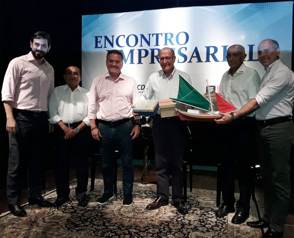 Após debates com presidenciáveis, empresários vão ouvir candidatos ao Governo