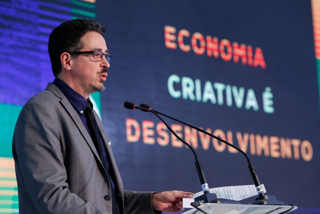 Ministério da Cultura e Sebrae lançam capacitação profissional para artistas e grupos culturais