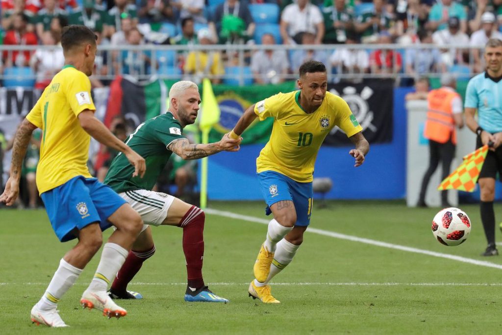 Diante do Brasil, México mantém a escrita e volta para casa nas oitavas de final