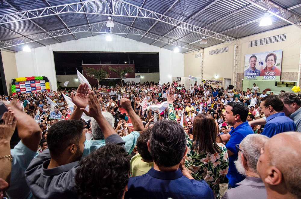 Em Timon, Roseana Sarney diz que é candidata para retomar o desenvolvimento maranhense