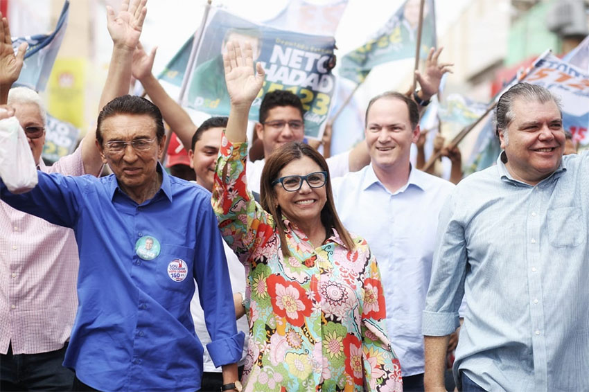 Roseana arrasta centenas de simpatizantes numa caminhada em Santa Inês