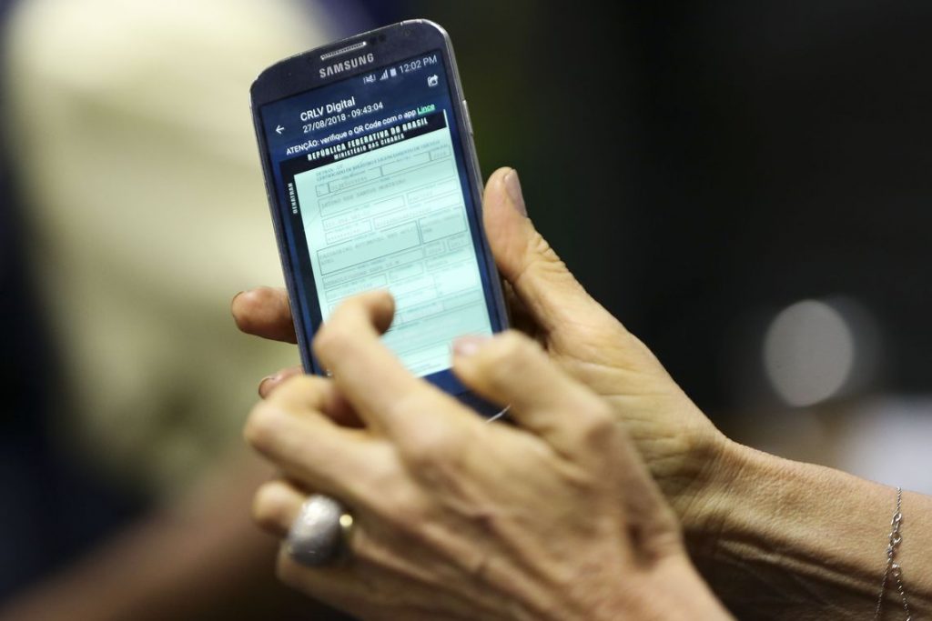 Documentos de veículos têm versão digital e já podem ser baixados