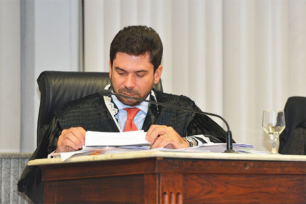 Juiz indefere ação de Flávio Dino e Márcio Jerry contra condenação