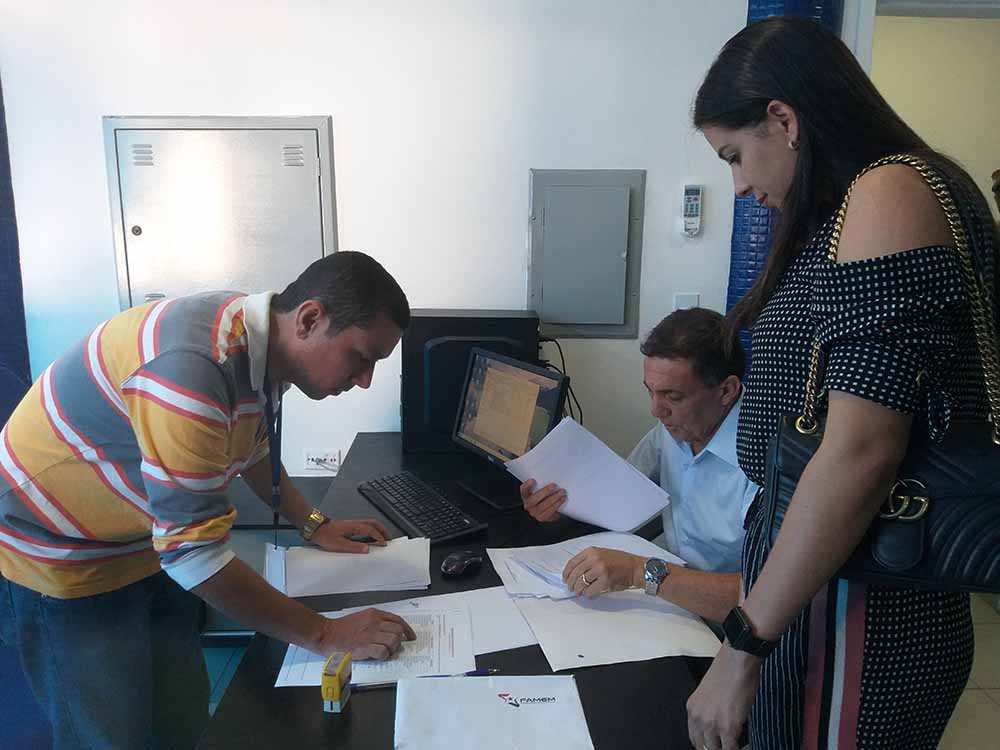 Após registrar chapa, Cleomar Tema diz que vencerá disputa na Famem