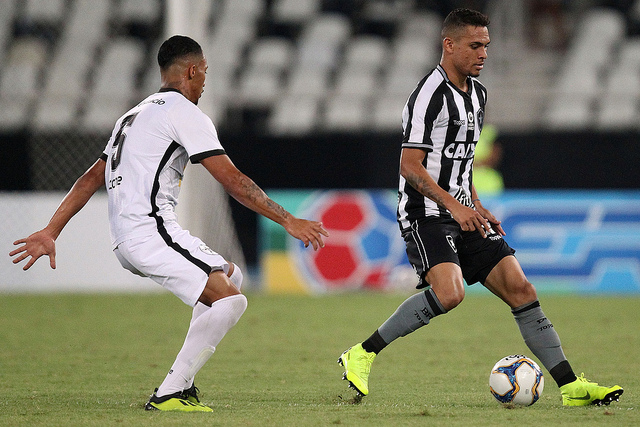 Botafogo é surpreendido pelo Resende e está eliminado da Taça Guanabara