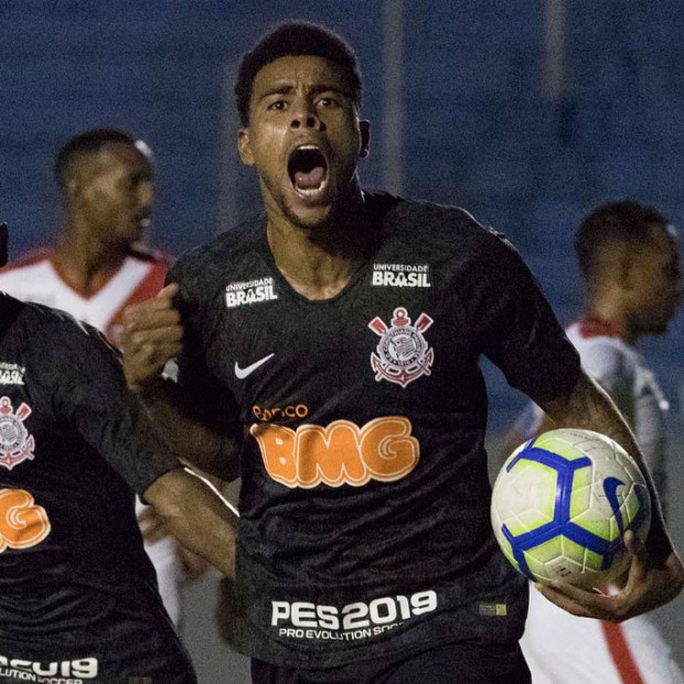 No sufoco, Corinthians avança na Copa do Brasil após empatar com Ferroviário do Ceará