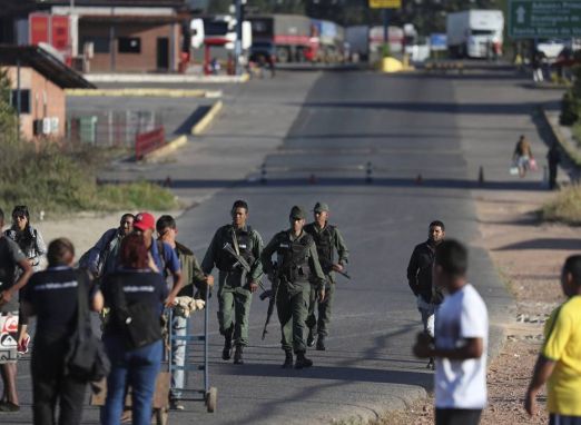 Sete militares venezuelanos desertaram na fronteira em Roraima