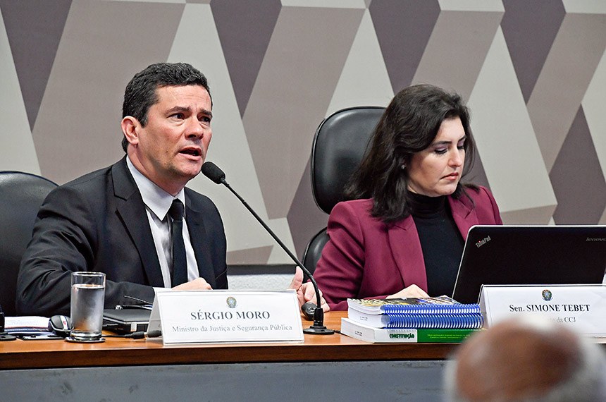 Moro diz que seria melhor desistir do projeto Anticrime a deixar corrupção de fora