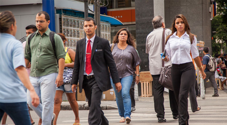 Cai para 20,5% diferença de salários de homens para mulheres