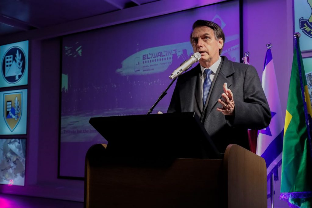 Ao comentar reação de palestinos pela criação de escritório de negócios em Jerusalém, Jair Bolsonaro diz que é “direito deles reclamar”