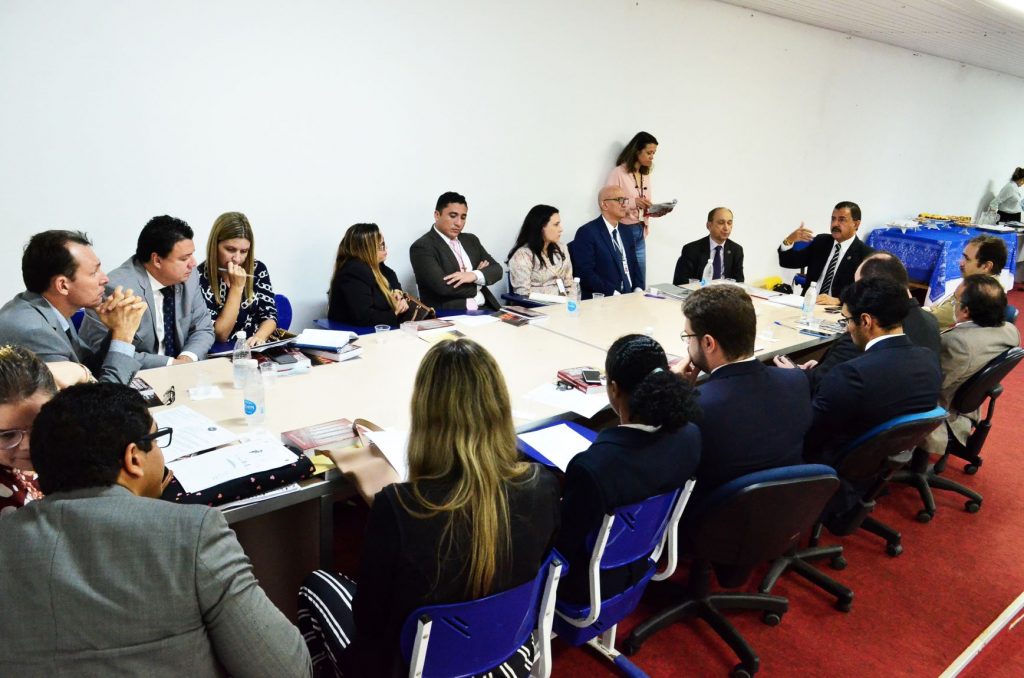 Juízes da Baixada apresentam suas demandas à mesa diretora do Tribunal de Justiça