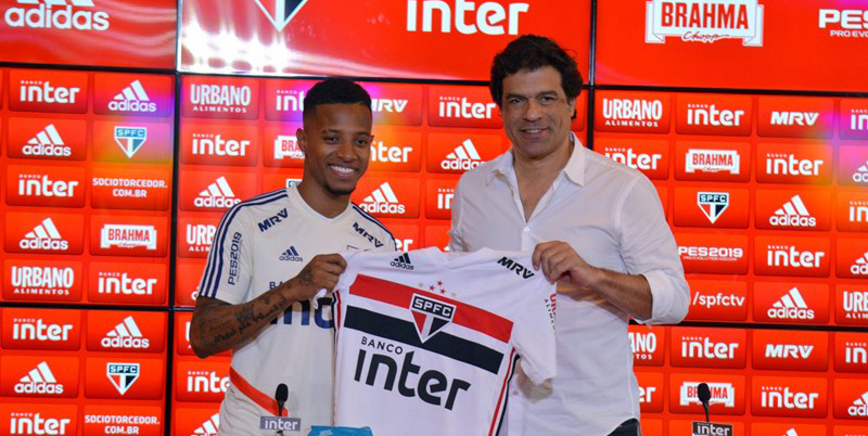 Tchê Tchê é apresentado pelo São Paulo como o seu novo reforço para a temporada 2019