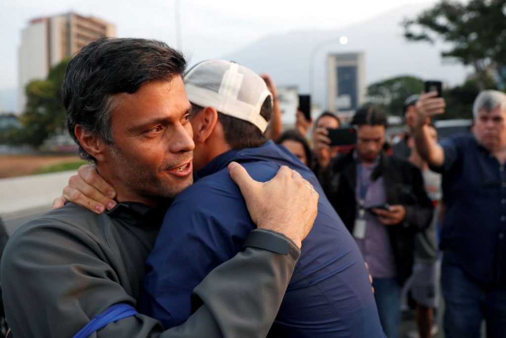 Líder da oposição na Venezuela se refugia na Embaixada do Chile