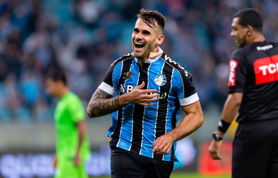Grêmio, Internacional e Bahia avançam para as quartas de final de Copa do Brasil