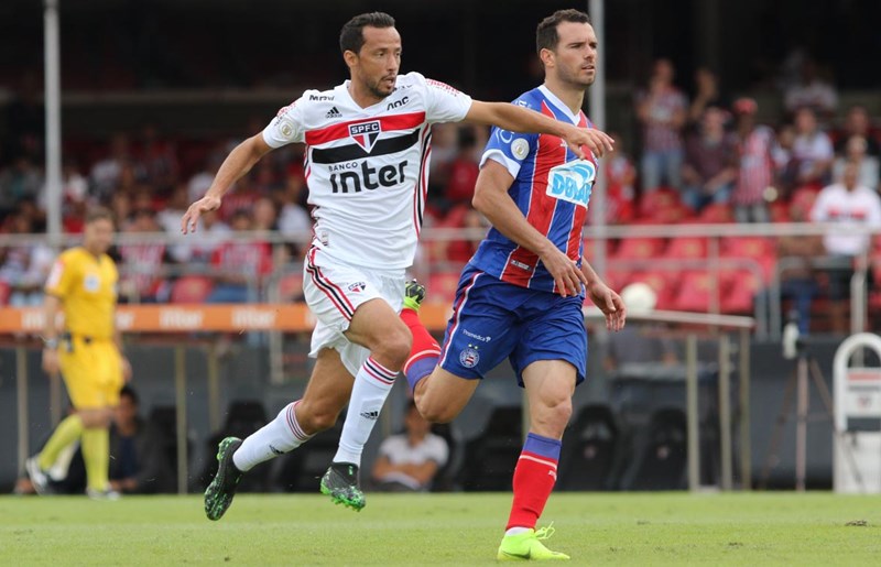 São Paulo empata com Bahia e facilita isolamento do Palmeiras na liderança da Série A