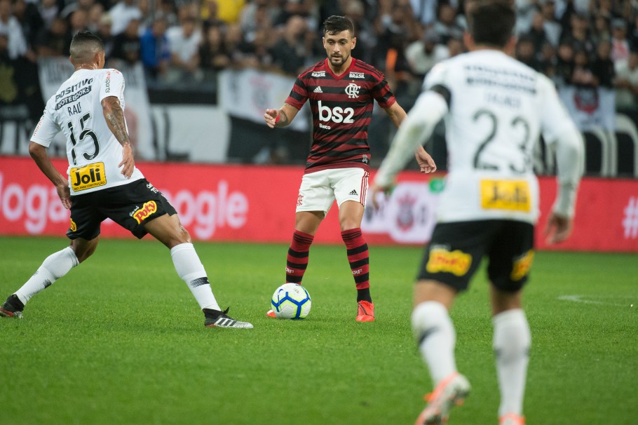 Flamengo e Corinthians definem nesta quarta-feira quem avança na Copa do Brasil