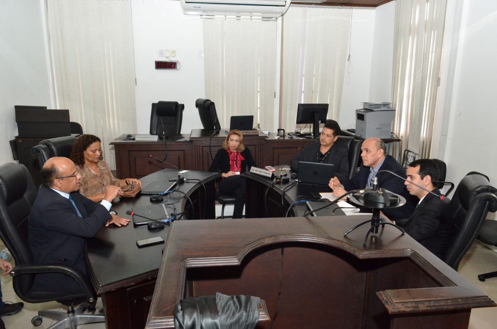 Professores fazem acordo na Justiça para encerrar greve no município de Paço do Lumiar