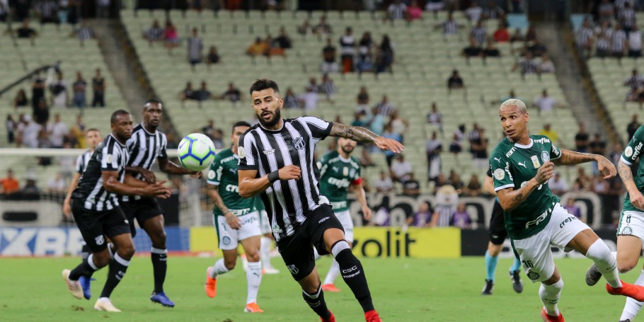 Ceará mostra força no Castelão e quebra invencibilidade do líder Palmeiras