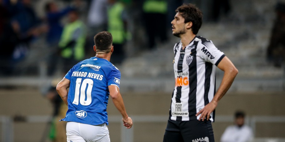 Cruzeiro atropela Atlético no Mineirão e dá grande passo para a semifinal da Copa do Brasil