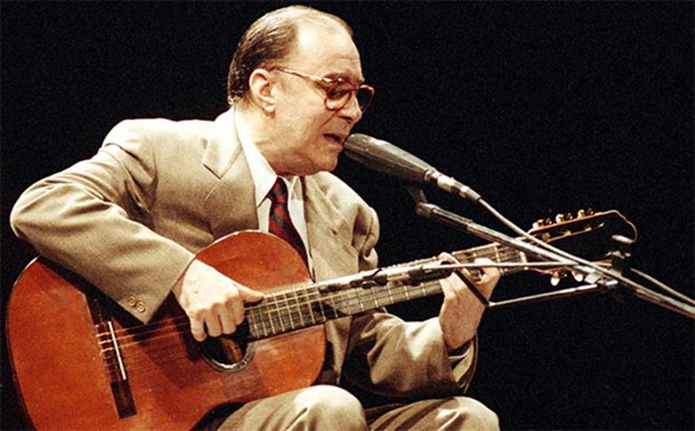 Considerado o pai da Bossa Nova, João Gilberto morre aos 88 anos no Rio de Janeiro