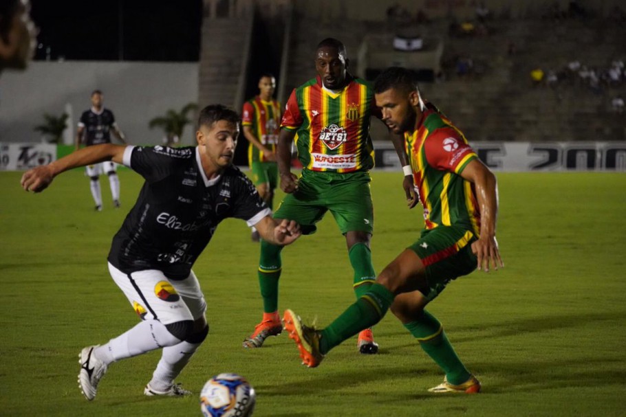 Sampaio vence Botafogo da Paraíba e divide vice-liderança do Grupo A com o Confiança