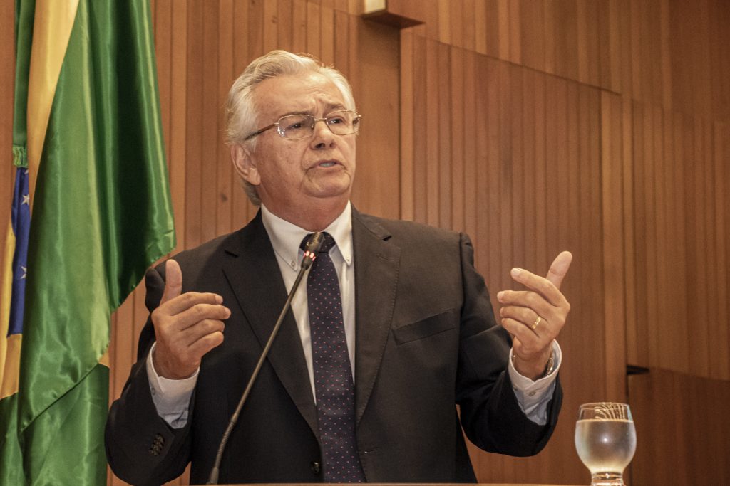 Aprovado projeto de Arnaldo Melo que regulamenta cavalgadas no Maranhão